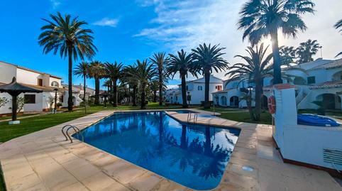 Foto 2 de Casa adosada en venda a Carrer Llac Sant Martí, 9, L'Almadrava - L'Estanyó, Alicante