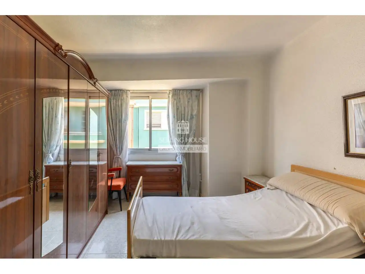 Habitación de Piso en venta en Mislata con Amueblado y Balcón