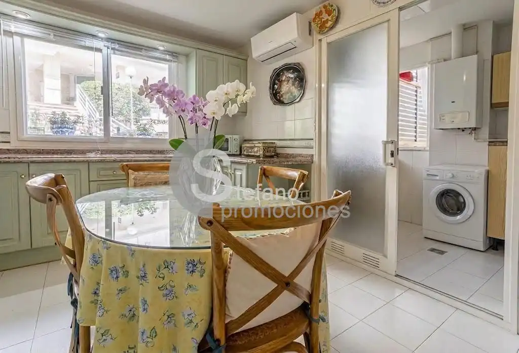 Cocina de Piso en venta en Málaga con Aire acondicionado, Calefacción y Terraza