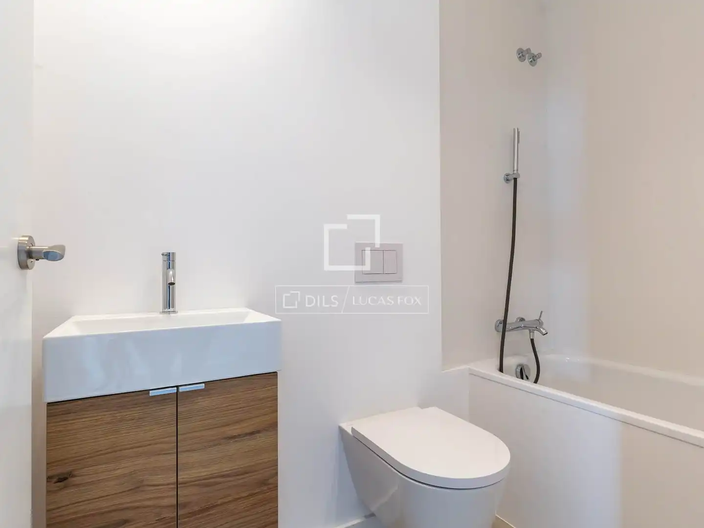 Baño de Casa o chalet en venta en Sant Just Desvern con Aire acondicionado, Jardín privado y Terraza