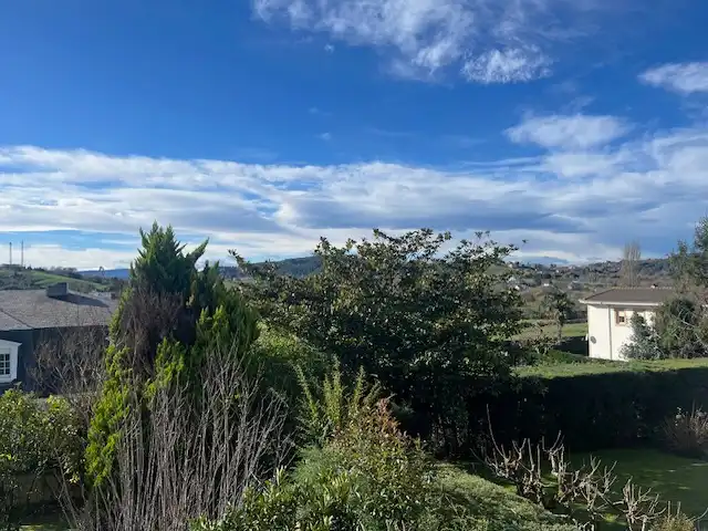 Vista exterior de Casa adosada en venta en Piélagos con Calefacción, Jardín privado y Terraza