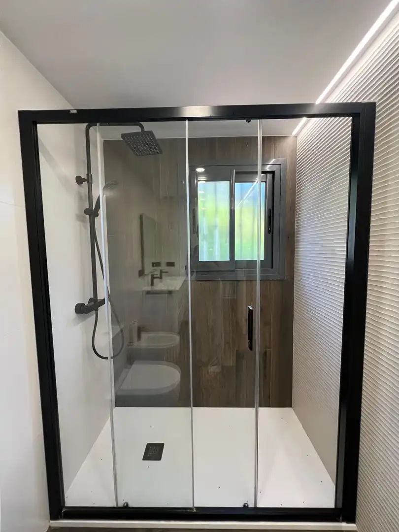 Badezimmer von Haus oder Chalet zum Verkauf in Tordera mit Klimaanlage, Heizung und Abstellraum