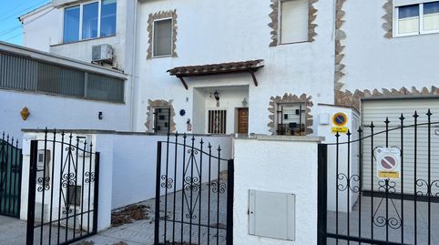 Foto 3 de Casa adosada en venta en Sant Maurici, Empuriabrava