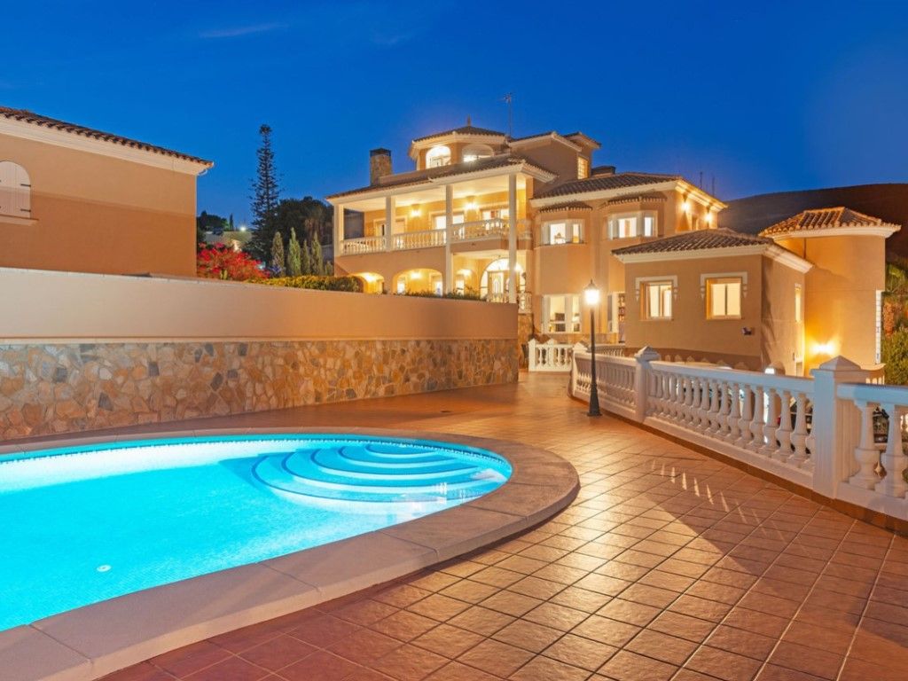 House or chalet for sale in Pueblo Español - Coveta Fumá