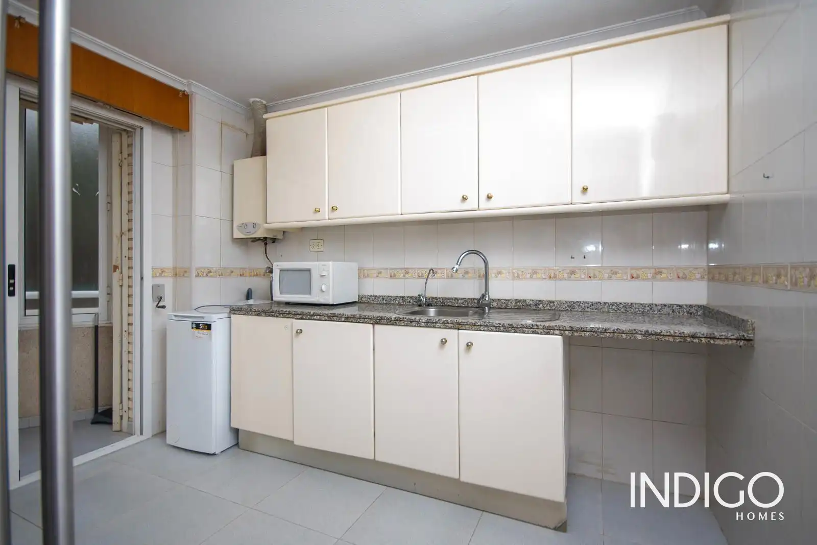 Kitchen of Flat for sale in El Campello  with Air Conditioner, Heating and Terrace
