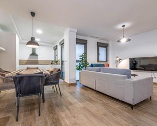 Flat for sale in Calle JOSE LUIS PEREZ PUJADAS, Parque Lagos