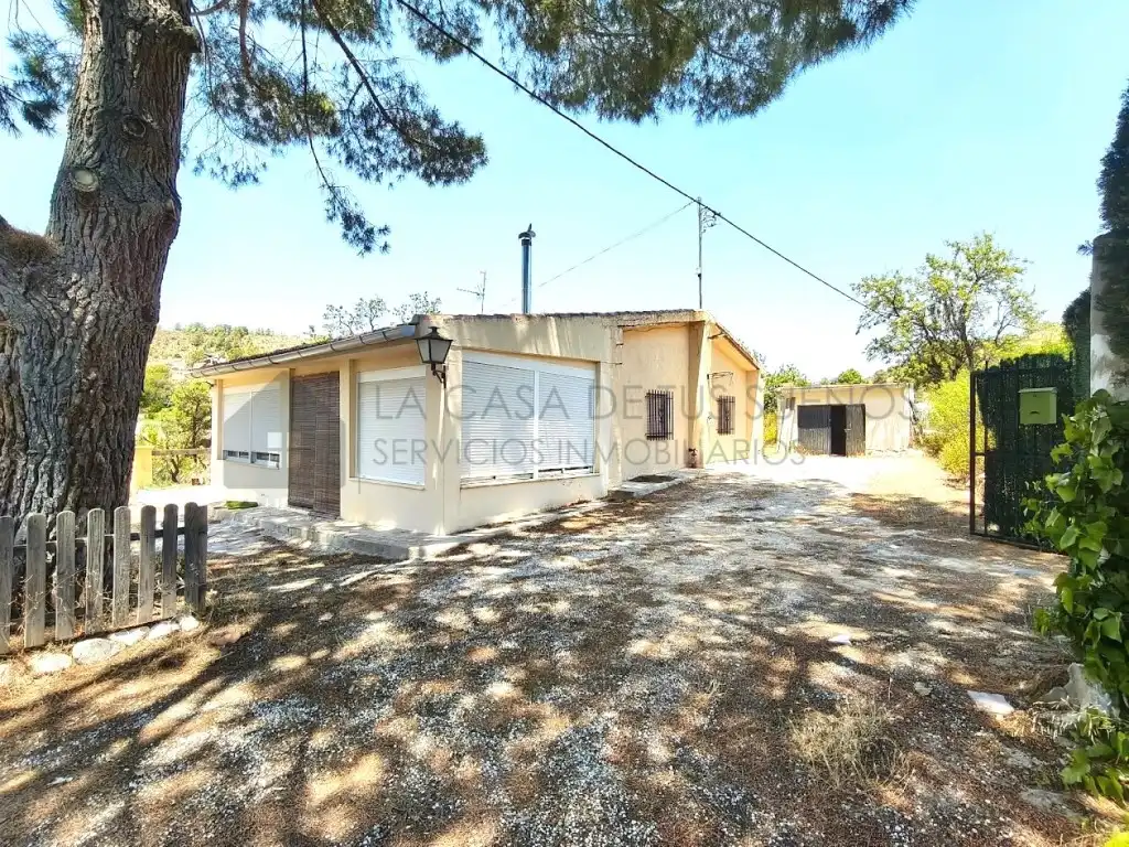 Außenansicht von Country house zum Verkauf in Petrer