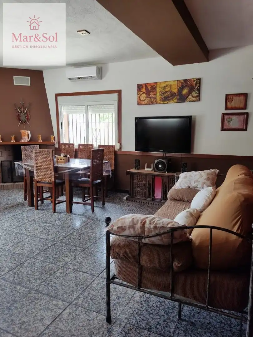 Living room of Houses for sale in Cullera  with Air Conditioner, Private garden and Terrace