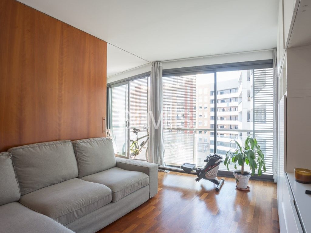 Sala d'estar de Apartament en venda en  Barcelona Capital