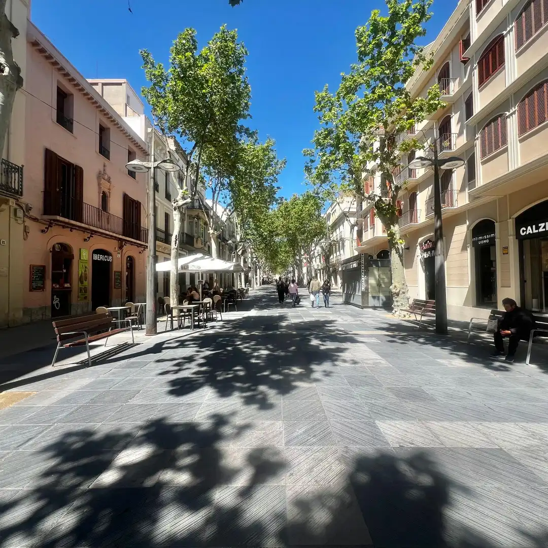 Vista exterior de Pis de lloguer en Vilanova i la Geltrú amb Aire condicionat, Calefacció i Parquet