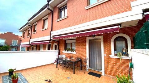 Foto 4 de Casa adosada en venda a Cotolino, Cantabria