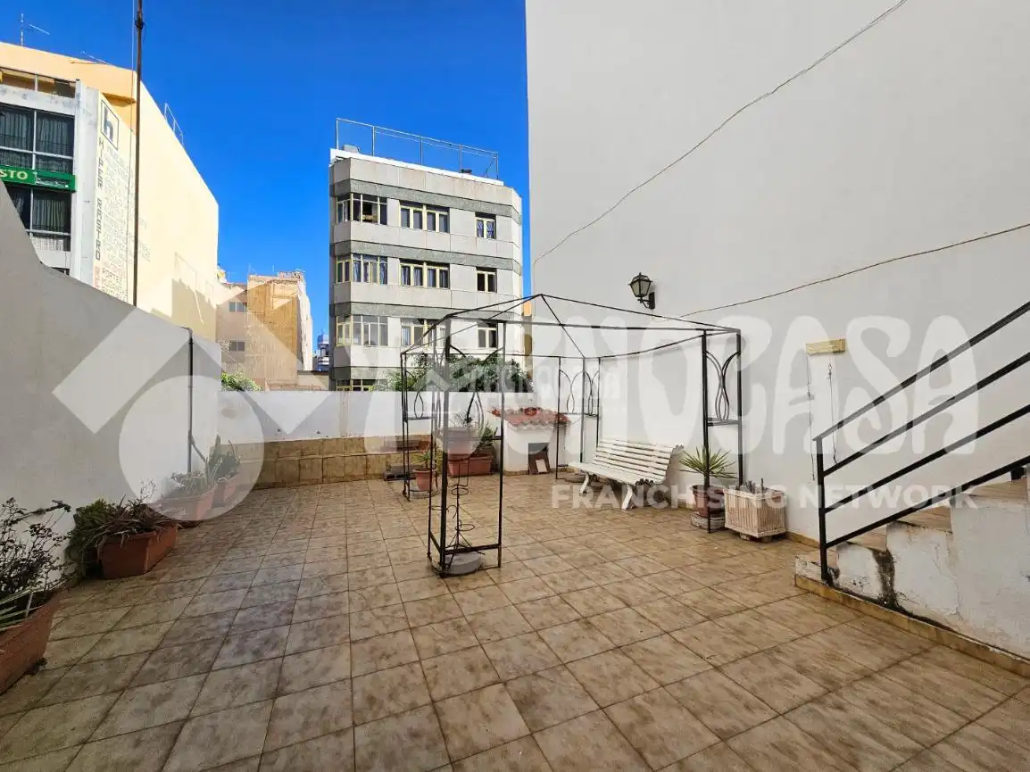 Terrassa de Casa o xalet en venda en Las Palmas de Gran Canaria amb Terrassa