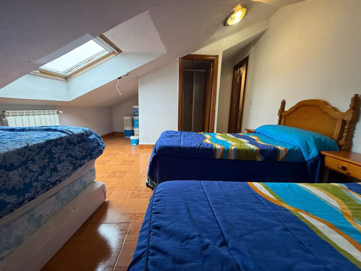Dormitori de Edifici en venda en Siero amb Alarma