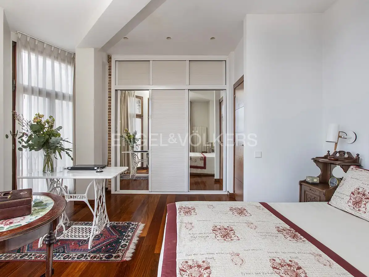 Habitación de Ático en venta en Gijón  con Calefacción, Parquet y Terraza