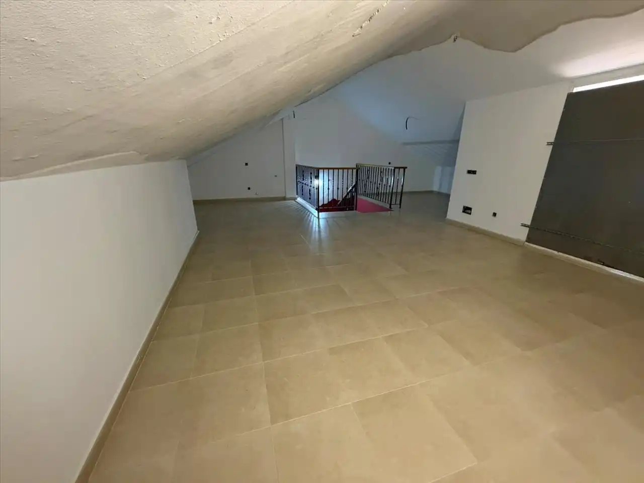 Casa adosada en venta en Chozas de Canales con Terraza