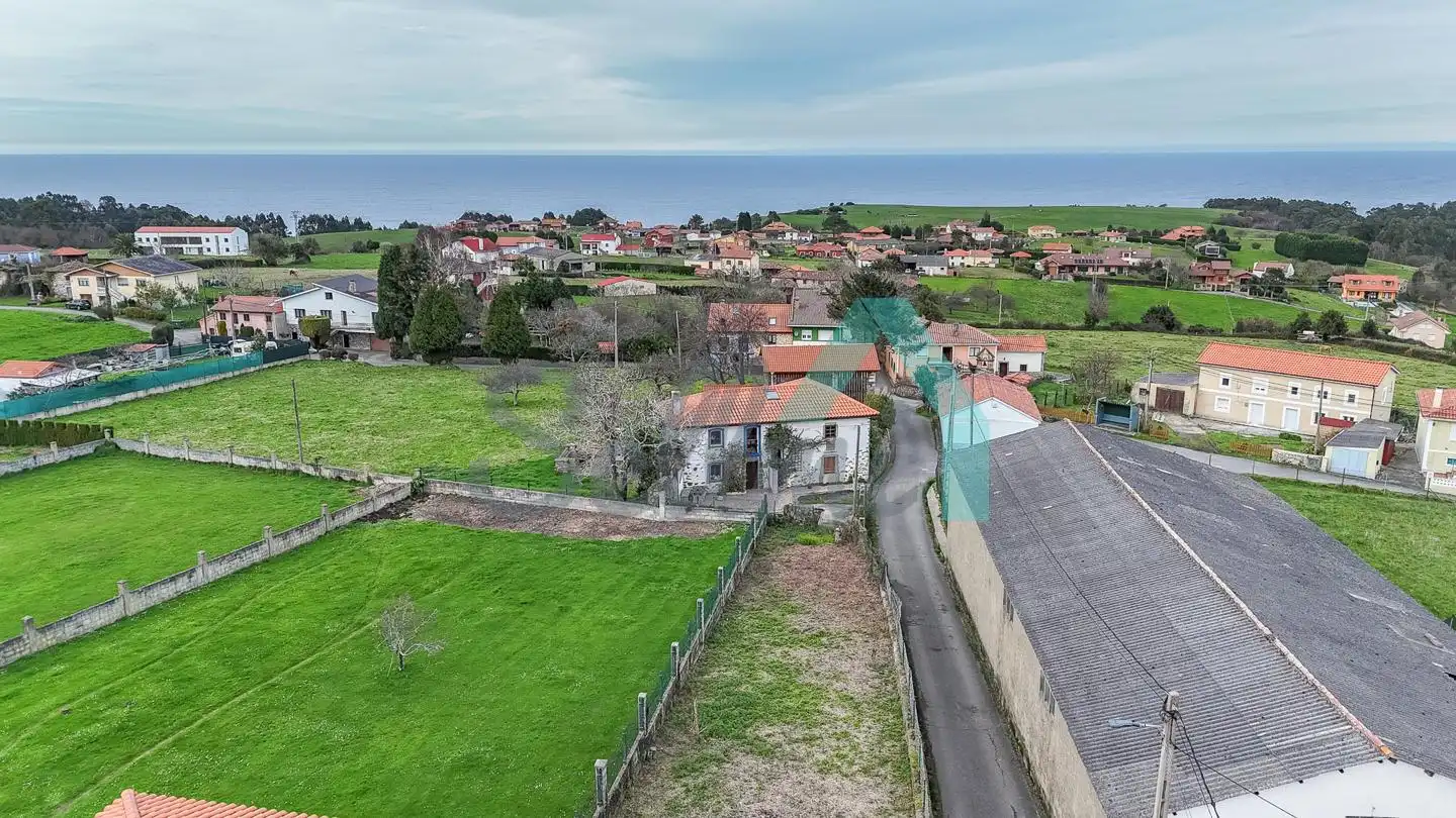 Houses for sale in Camín de Campo Mingo, Cudillero