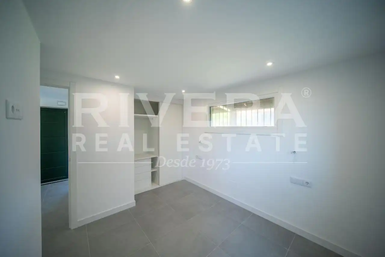 Habitación de Piso en venta en Sanxenxo con Calefacción y Terraza