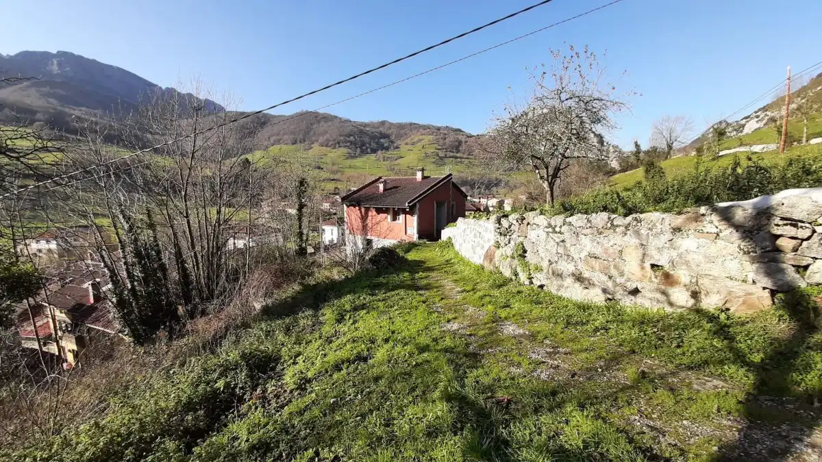 Finca rústica en venta en Cabrales con Calefacción, Amueblado y Horno
