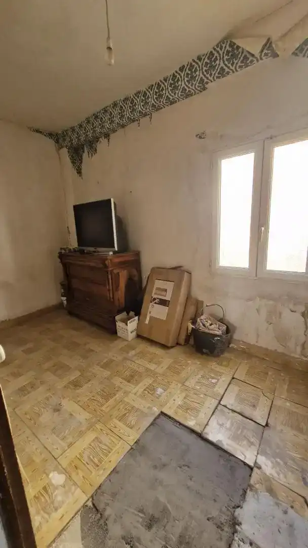 Sala d'estar de Casa adosada en venda en Ribafrecha amb Parquet, Moblat i Rentadora