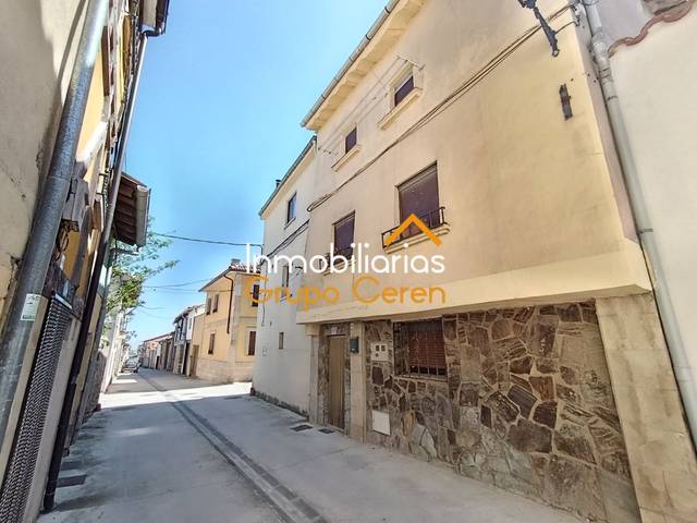 Casa-chalet en Venta en Calle Parrilla en Grañón