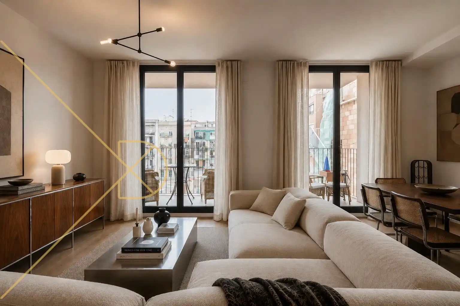 Wohnzimmer von Dachboden zum Verkauf in Barcelona mit Klimaanlage, Heizung und Parkett