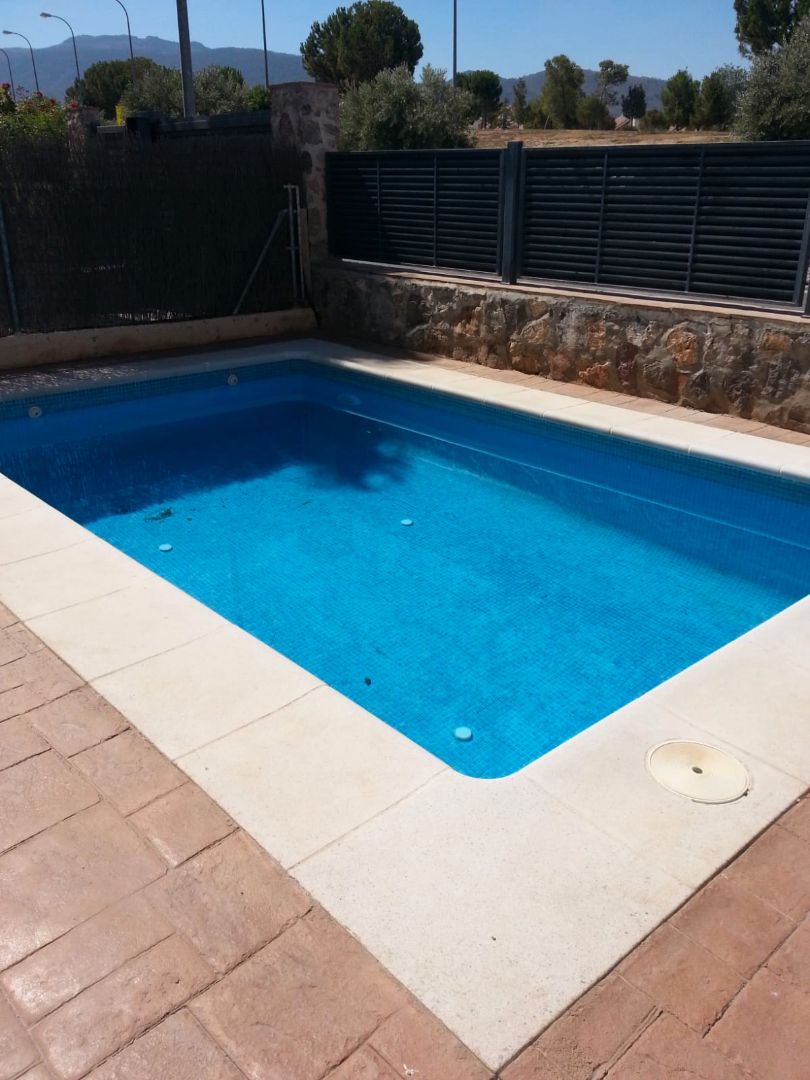 Piscina de Casa o xalet de lloguer en Villa de Otura amb Aire condicionat, Calefacció i Jardí privat