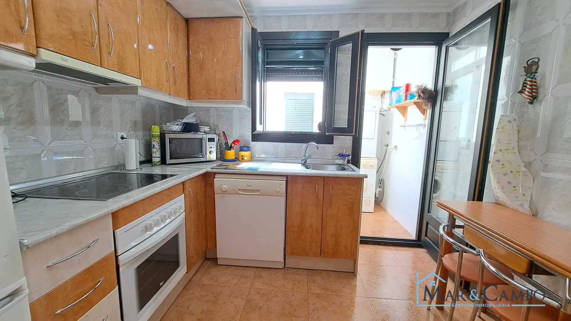 Kitchen of Flat for sale in Los Alcázares  with Terrace, Furnished and Balcony