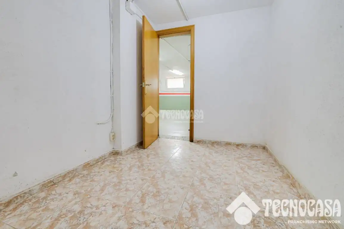 Casa pareada con terraza en venta en Sant Vicenç Dels Horts, imagen 18