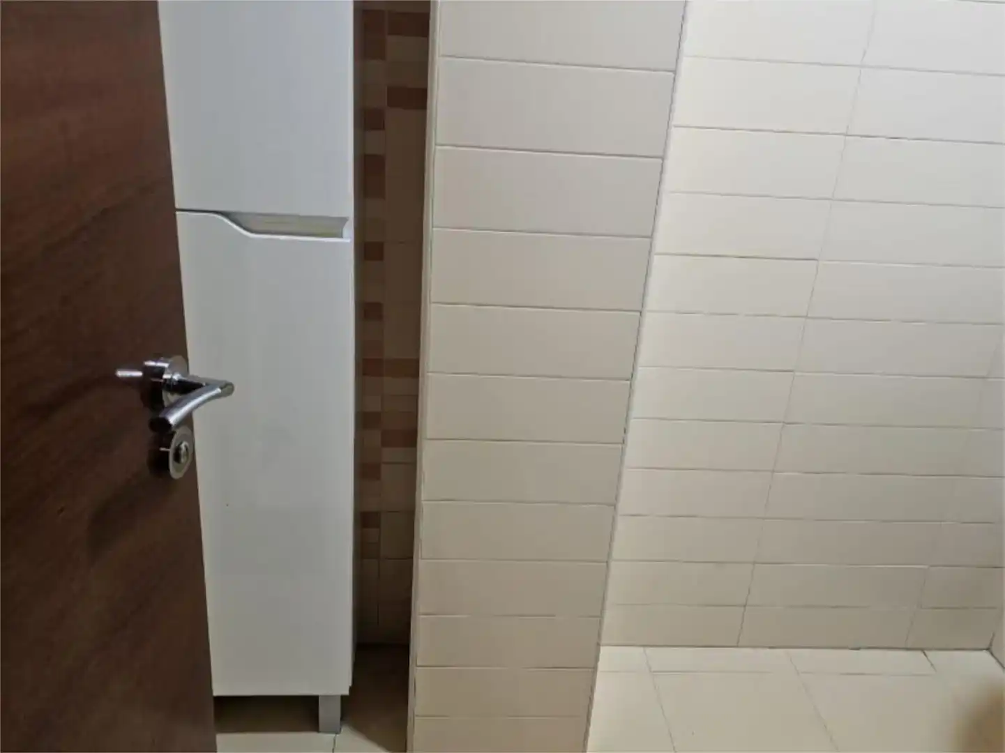 Bany de Pis en venda en Marchamalo amb Aire condicionat i Balcó
