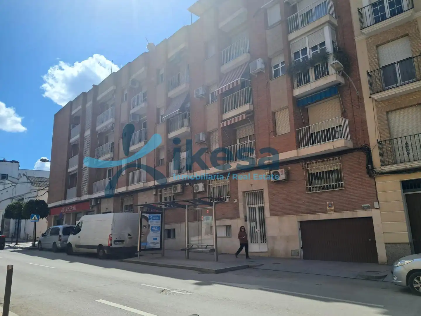 Vista exterior de Pis en venda en Lucena
