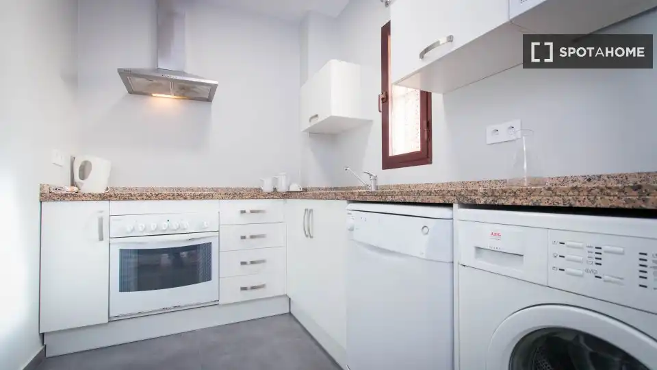 Cocina de Apartamento para compartir en Mijas con Aire acondicionado, Terraza y Amueblado
