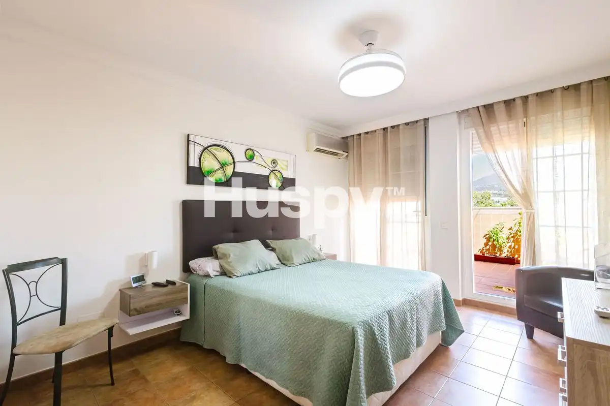 Habitación de Dúplex en venta en Marbella con Aire acondicionado, Calefacción y Terraza