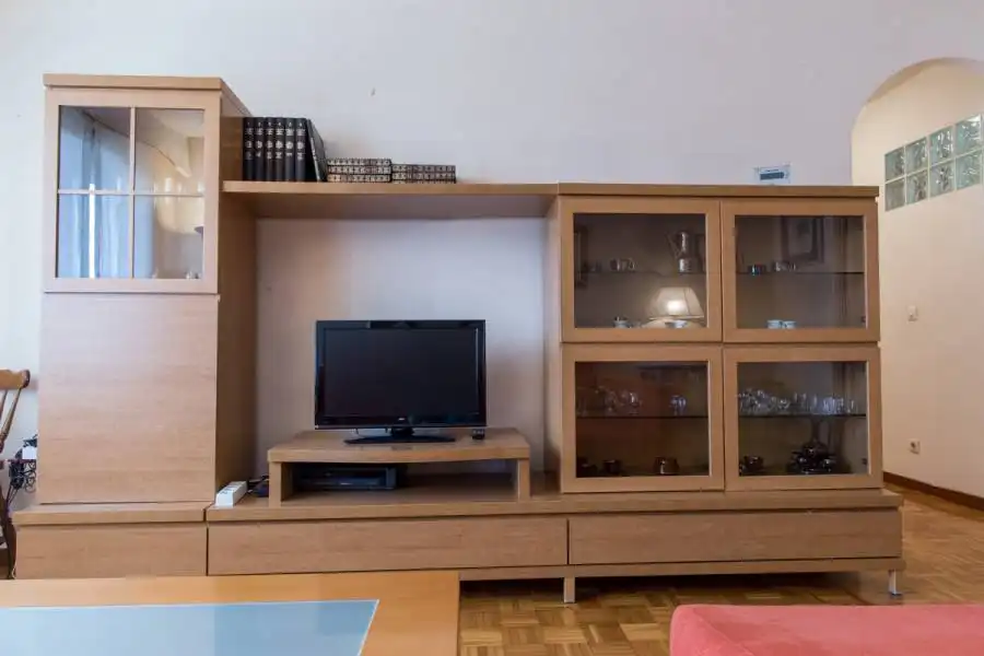 Sala de estar de Piso en venta en  Pamplona / Iruña con Calefacción, Parquet y Amueblado