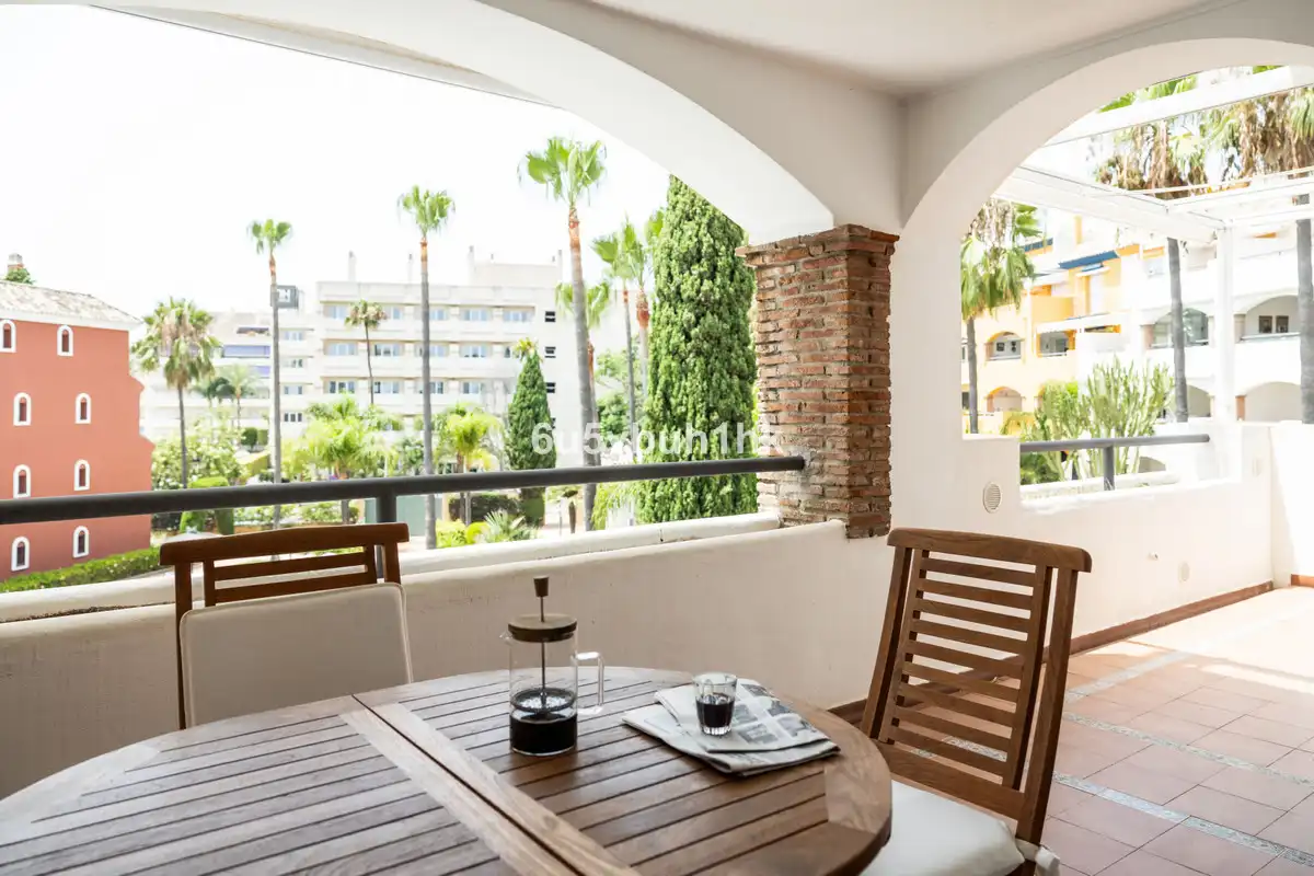 Apartament amb piscina en venda a Avenida Conde Rudi, imagen 15