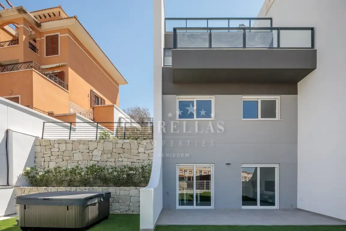 Bungalow con piscina en venta en Golf Bahía, imagen 25