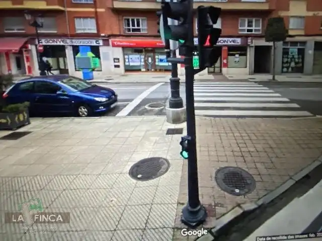 Außenansicht von Geschaftsraum zum Verkauf in Oviedo 