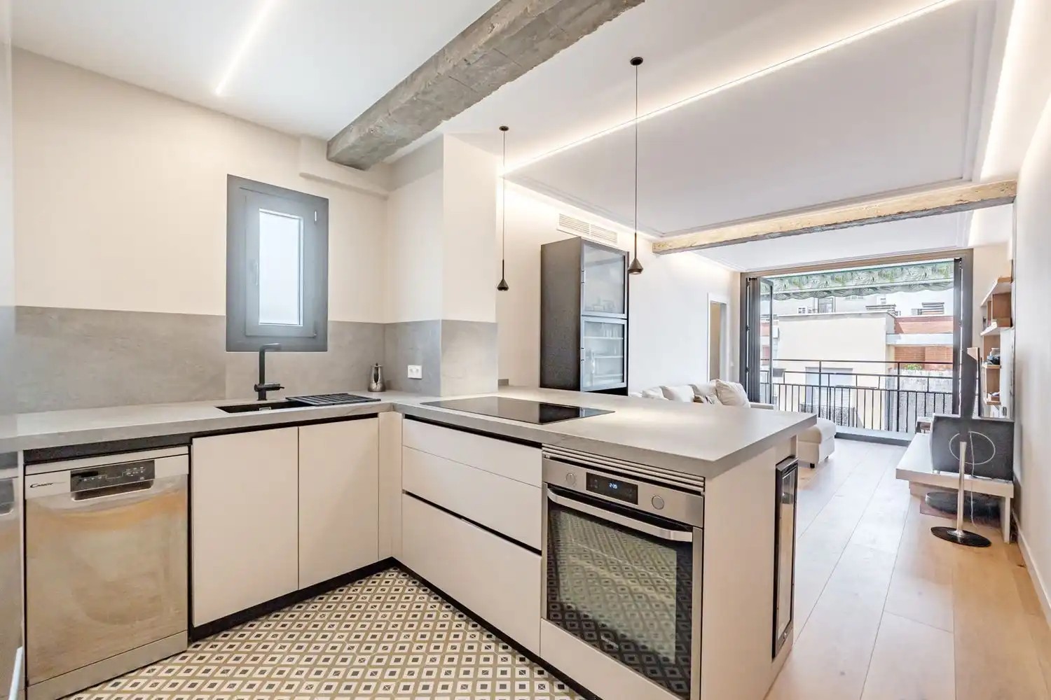 Wohnung mit Aufzug zum Verkauf in CL ANTONIO CASERO