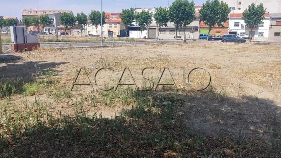 Residential land for sale in Yuncos, imagen 2