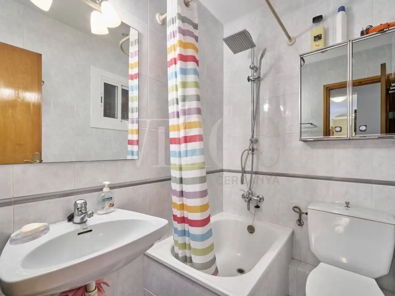 Bathroom of Apartments for sale in Llívia  with Heating, Parquet flooring and Terrace
