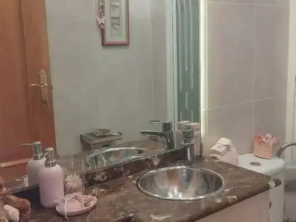 Bany de Casa adosada en venda en Sant Vicenç Dels Horts amb Aire condicionat i Balcó
