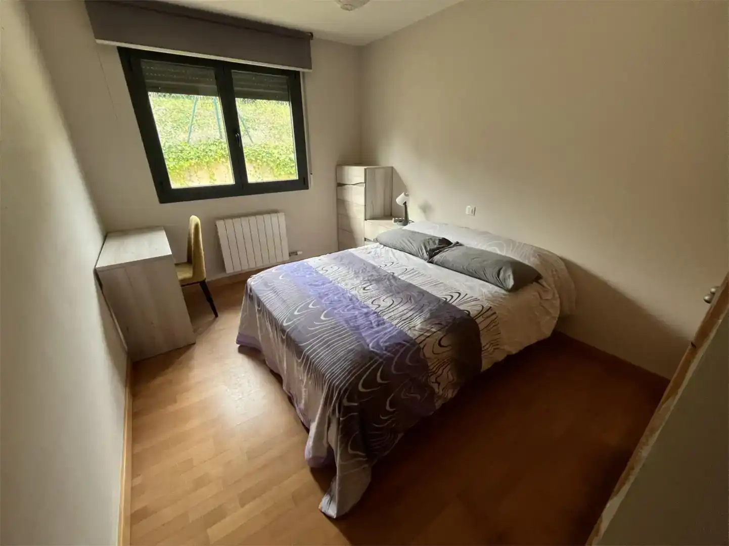 Habitación de Casa o chalet para compartir en Aranda de Duero con Jardín privado, Parquet y Amueblado