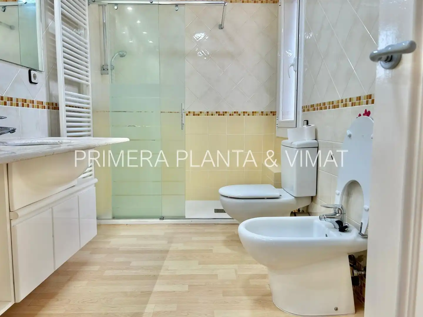 Badezimmer von Maisonette zur Miete in Mataró