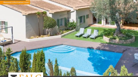 Chalet familiar de una sola planta con zona exterior bien cuidada en Santa Ponsa