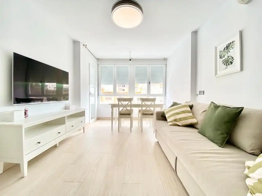 Appartement avec piscine à louer à Avenida Antonio Tore Tore