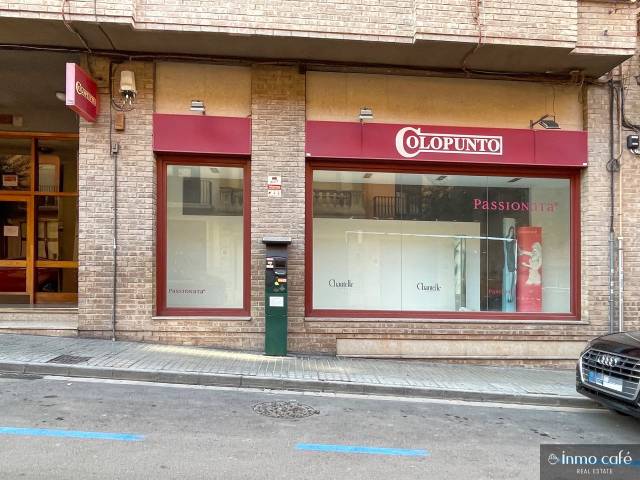 Local comercial en Alquiler en Calle dos de mayo en Centro