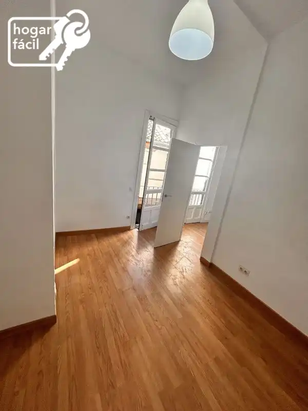 Inmuebles singulares en venta en Calle Escuderos 12, imagen 10