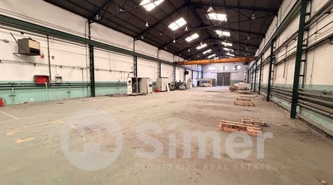 Foto 2 von Fabrikhallen zum Verkauf in Zona Industrial, Barberà del Vallès