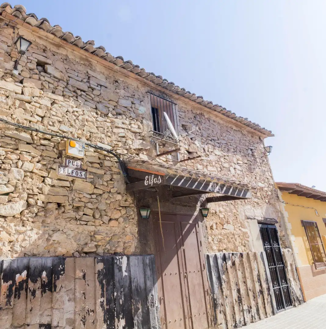 Houses for sale in Calle de Antonio Quirante Marhuenda, Cox