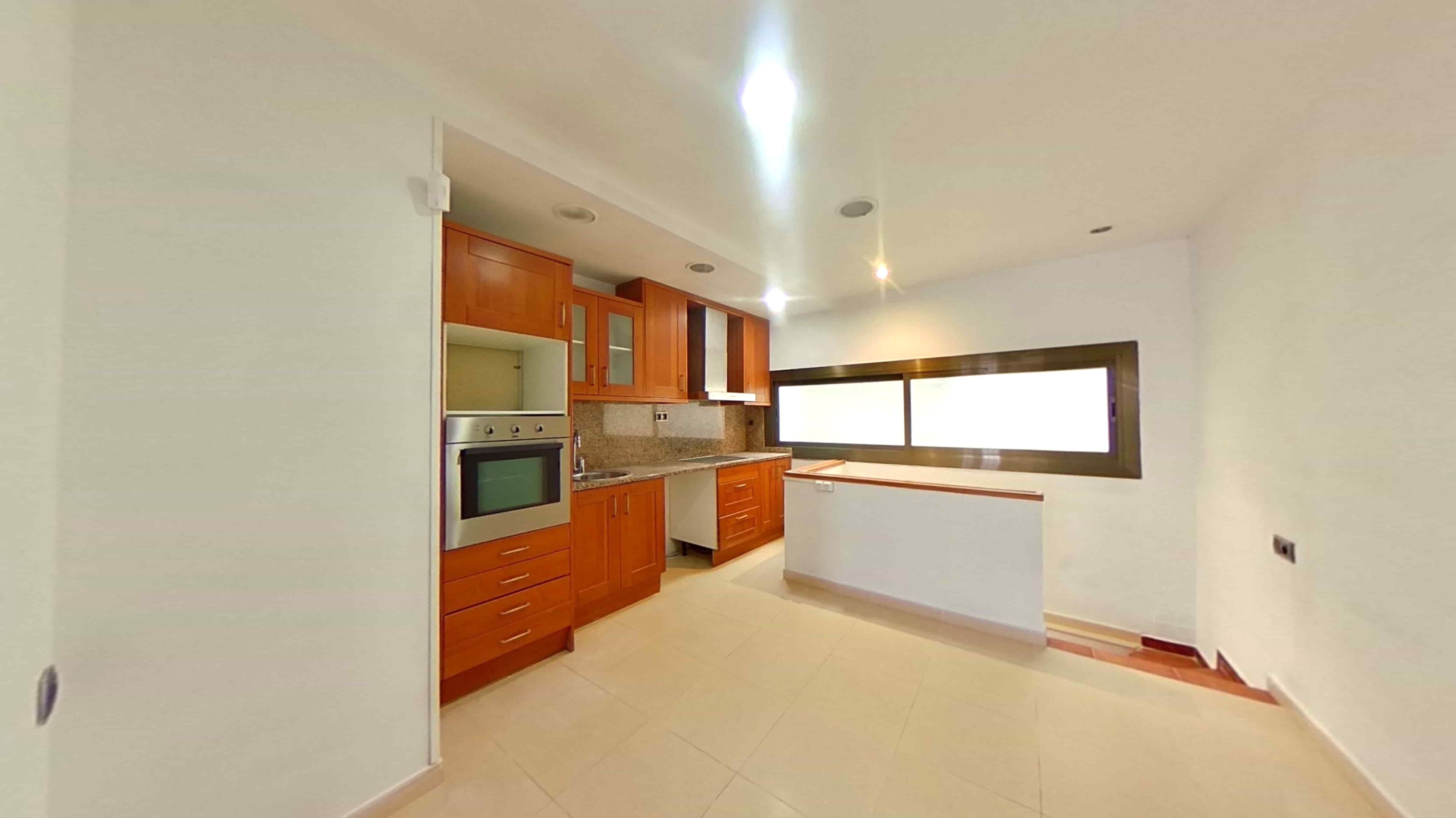 Duplex for sale in Mtre. Vilarrubla, Corbera de Llobregat
