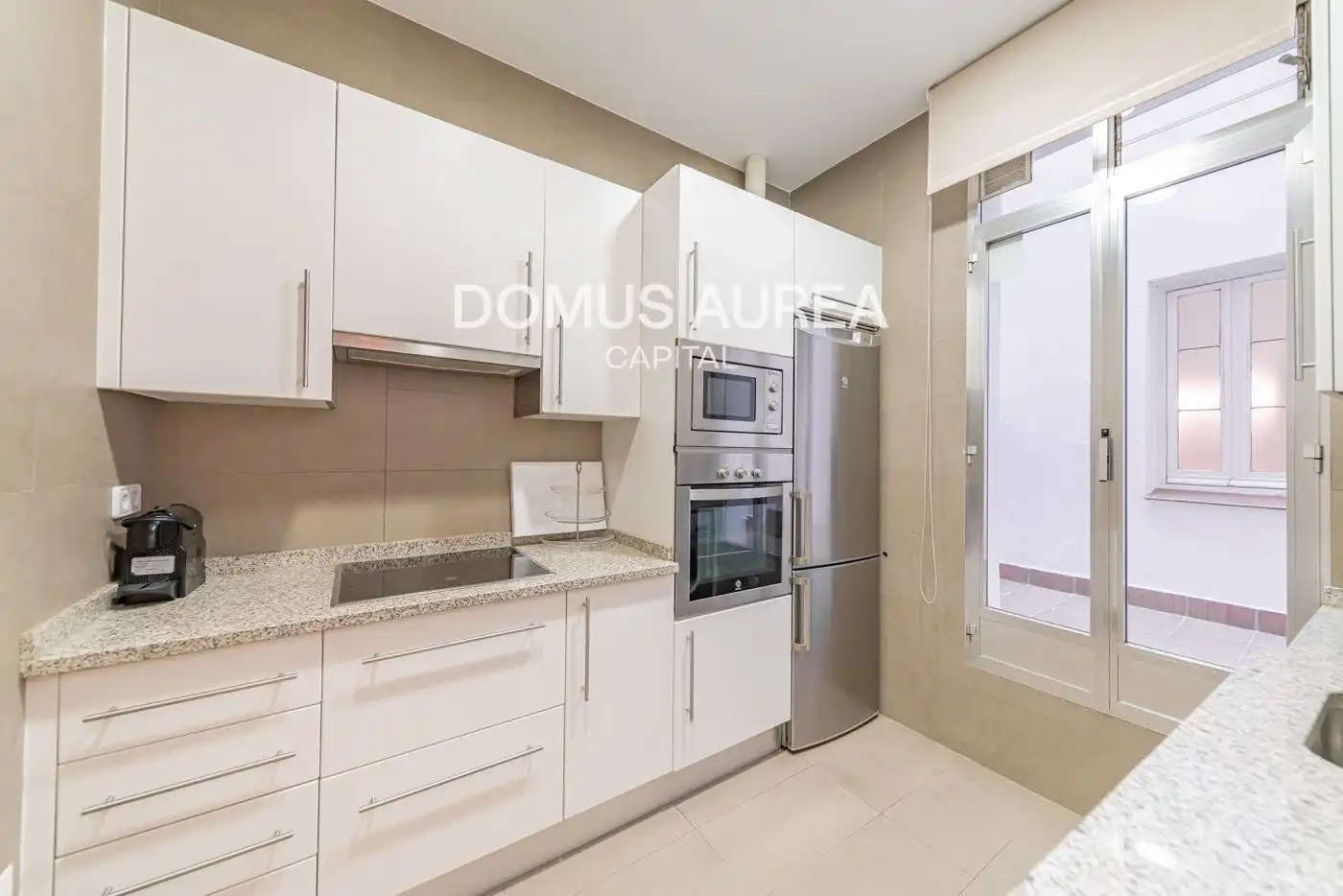 Küche von Wohnung zur Miete in Madrid mit Klimaanlage, Heizung und Terrasse